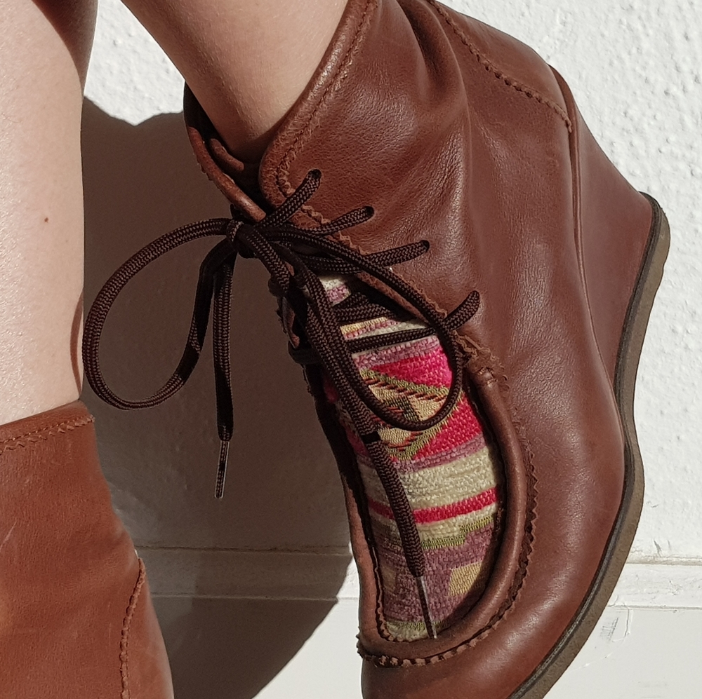 ANTHRO Ankle Leather Booties